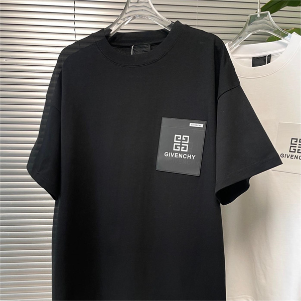 ジバンシィ スーパーコピー Tシャツ レザー製 ロゴ シリコン 貼り付け 視覚的 GIVENCHY