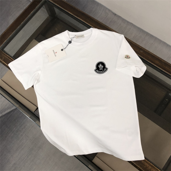 想像力豊かな MONCLER 偽物 Ｔシャツ ロゴデザイン プリント ワッペン 綿 モンクレール