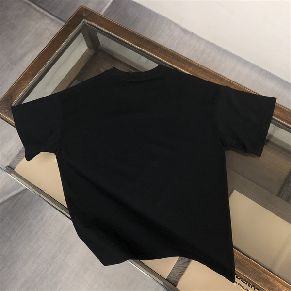 PRADA スーパーコピー Ｔシャツ クールネック 純綿生地 ユニセックス 立体感 プラダ