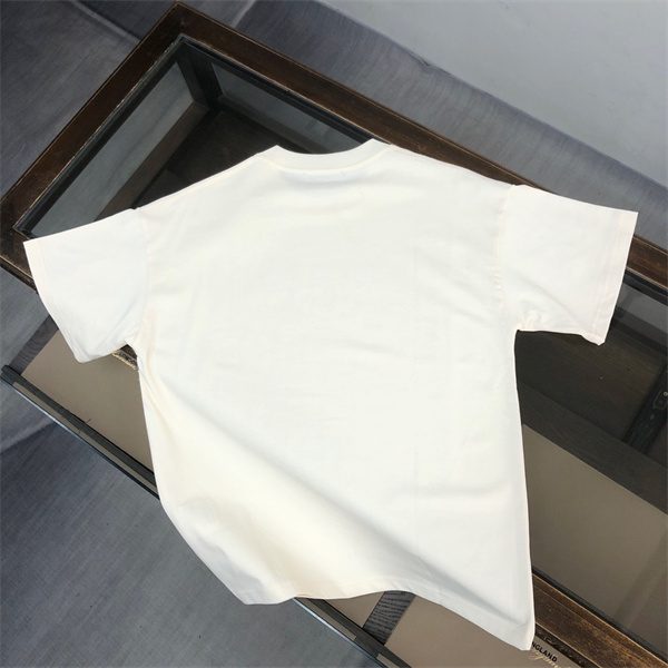 PRADA スーパーコピー Ｔシャツ クールネック 純綿生地 ユニセックス 立体感 プラダ