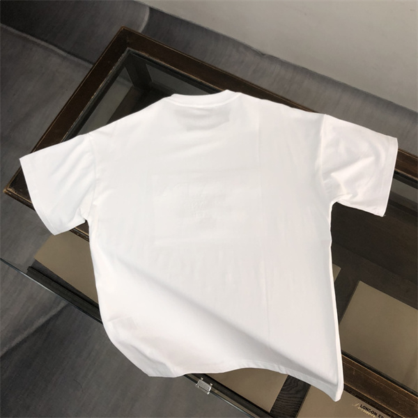 プラダ スーパーコピー Ｔシャツ エンボス 加工 ロゴ 純綿生地 3色 男女兼用 PRADA 