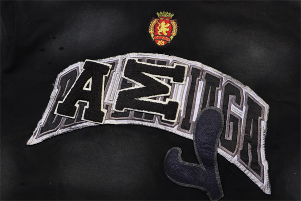 Manchester United F.C. x BALENCIAGA スーパーコピー Ｔシャツ SKATER オーバーサイズ バレンシアガ