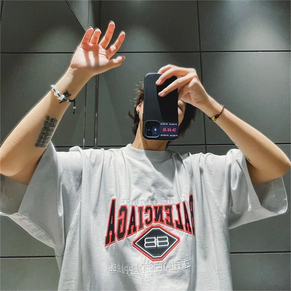 BALENCIAGA スーパーコピー Ｔシャツ クルーネック 半袖 刺繡 ロゴ グレー バレンシアガ 