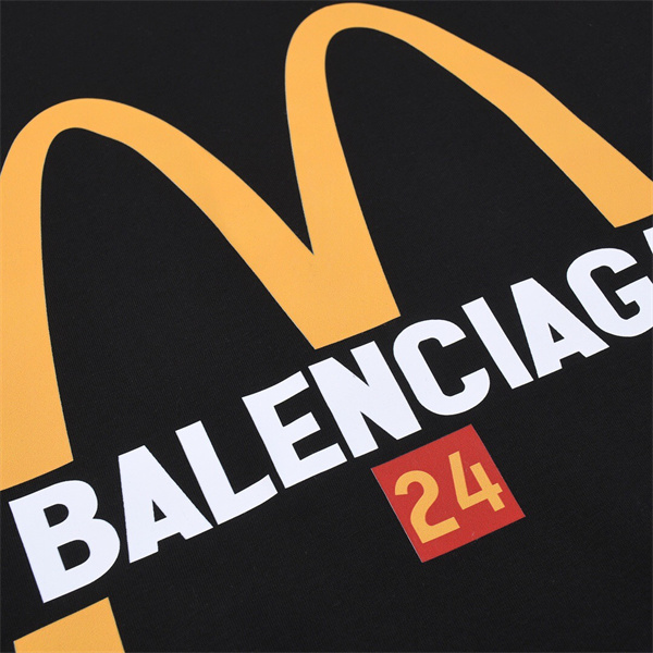 McDonald‘s X BALENCIAGA コピー Ｔシャツ コラボ ロゴ プリント ユニセックス バレンシアガ