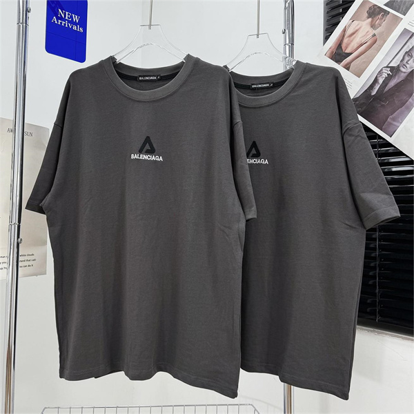 BALENCIAGA スーパーコピー Ｔシャツ 三角 ロゴ 刺繡 オーバーサイズ ユニセックス バレンシアガ