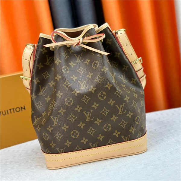 M42224 ルイヴィトン 偽物 ハンドバッグ Noé ノエ 定番 革 巾着ショルダーLOUIS VUITTON