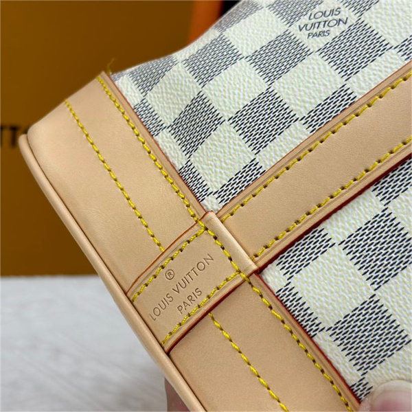 M42224 ルイヴィトン 偽物 ハンドバッグ Noé ノエ 定番 革 巾着ショルダーLOUIS VUITTON
