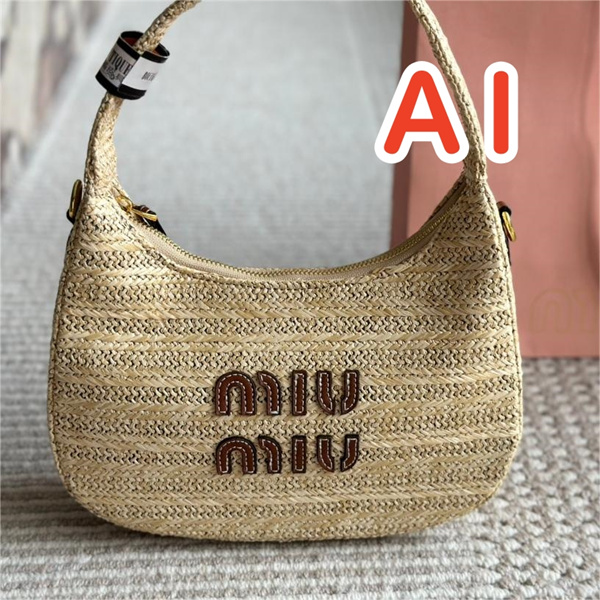 夏の雰囲気 ミュウミュウ コピー ハンドバッグ クロシェ編み ホーボーバッグ レザーロゴ MIUMIU