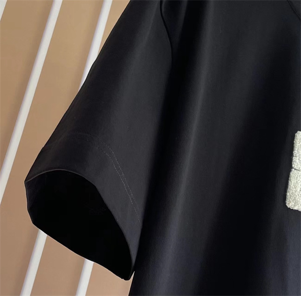ジバンシィ スーパーコピー Tシャツ コットン 4G ロゴ 刺繡 立体感 GIVENCHY 