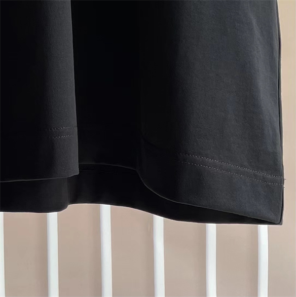 ジバンシィ コピー Tシャツ Stampa クロス ロゴ バラ 花 オシャレ GIVENCHY