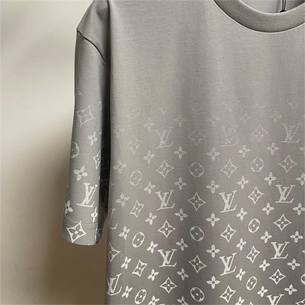  1A8HKN LOUIS VUITTON コピー Ｔシャツ ロゴ モノグラム グラデーション ユニセックス ルイヴィトン