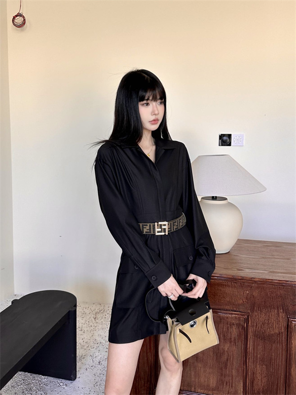FENDI コピー　ワンピース エレガント ベルト付き 2WAY ポケット フェンディ