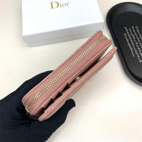DIOR コピー 財布 牛革 多機能型 カロ CDロゴ 飾り ミニ 可愛い レディース 小さい ディオール
