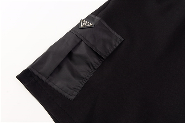 PRADA コピー ハーフパンツ コットン ナイロン Re-Nylon カジュアル ポケット プラダ