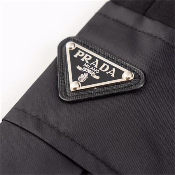 PRADA コピー ハーフパンツ コットン ナイロン Re-Nylon カジュアル ポケット プラダ