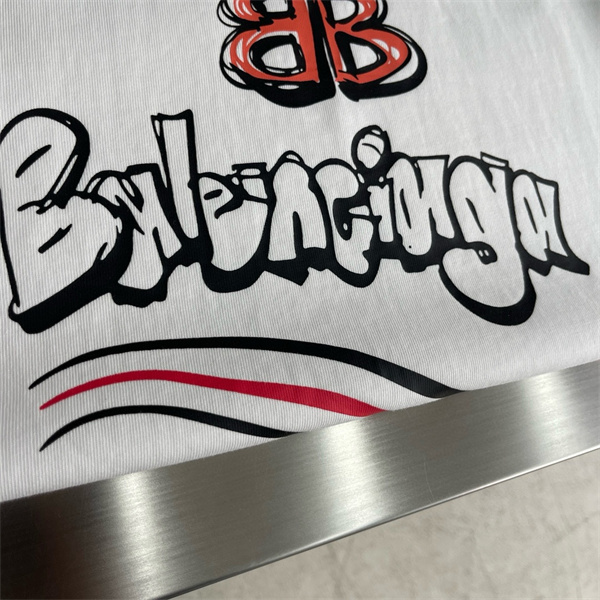 BALENCIAGA コピー Ｔシャツ レザー ロゴ 立体感 100%コットン ユニセックス バレンシアガ 