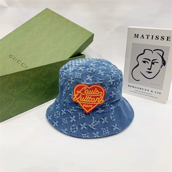 NigoｘLOUIS VUITTON コピー バケットハット ヴィンテージ感 雰囲気 「LV MADE」ロゴ プリント ルイヴィトン