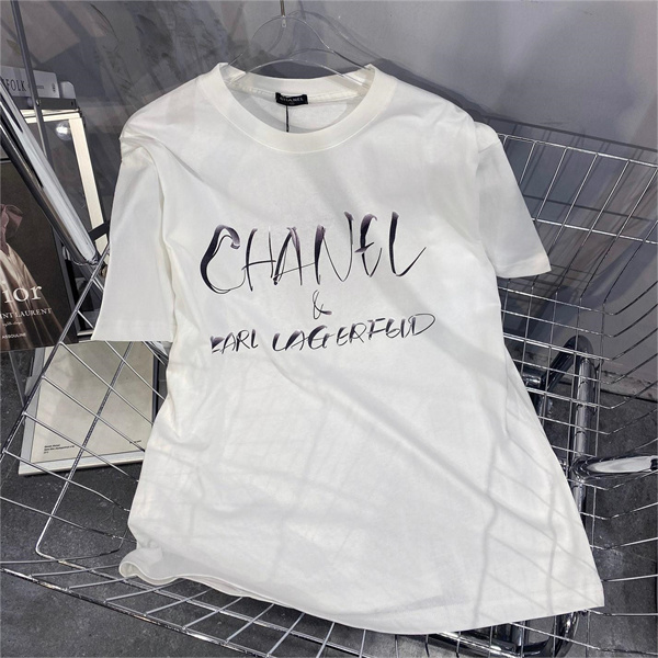 CHANEL スーパーコピー Ｔシャツ オーバーサイズ 落書きロゴ サイン 独特なスタイル ユニセックス シャネル
