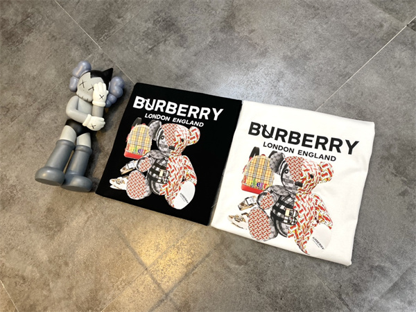 バーバリー スーパーコピー Ｔシャツ くま プリント 縫いぐるみ 可愛い ユニセックス 2色 BURBERRY