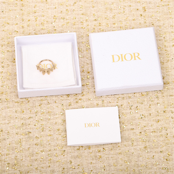 ディオール コピー リング メタモルフォーゼ シリーズ 蝶 モチーフ CDシグネチャー 指輪 DIOR