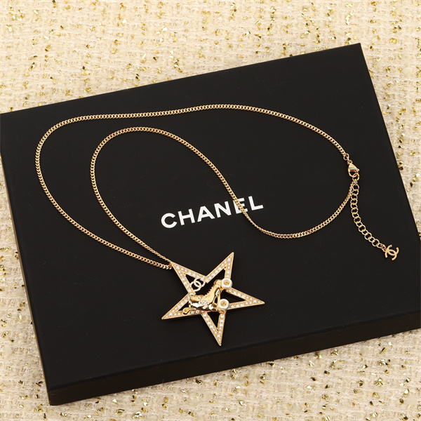 CHANEL 偽物 ネックレス 星 スター CCロゴ ローラースケートシリーズ ペンダント シャネル