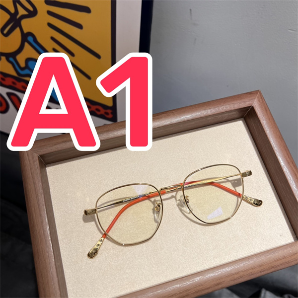 クロムハーツ コピー メガネ クロス モチーフ デザイン 2色 CHROME HEARTS