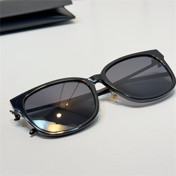 イヴ・サンローラン コピー サングラス SL M48S/K シリーズ 軽量 メタル ロゴ 2色 SAINT LAURENT
