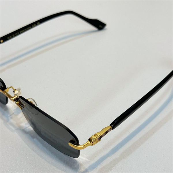 GUCCI コピー サングラス GGロゴ ロッキングG 長方形のフレーム GG1221S