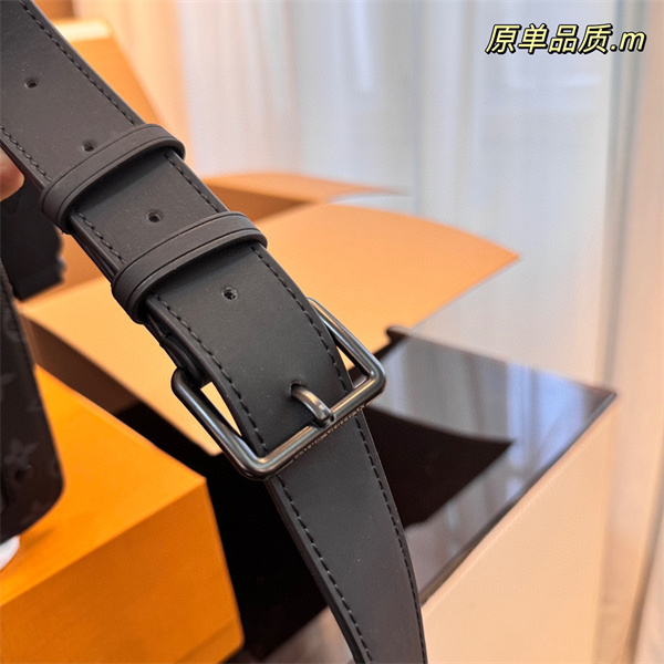 【M45585】ルイヴィトン スーパーコピー メッセンジャーバッグ Outdoorシリーズ LOUIS VUITTON