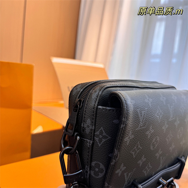 【M45585】ルイヴィトン スーパーコピー メッセンジャーバッグ Outdoorシリーズ LOUIS VUITTON