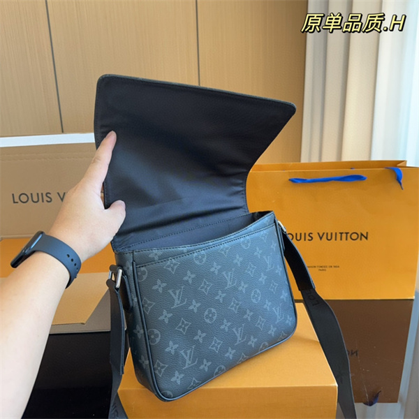 【M46255】LOUIS VUITTON スーパーコピー メッセンジャーバッグ ディストリクト PM NV3 ルイヴィトン