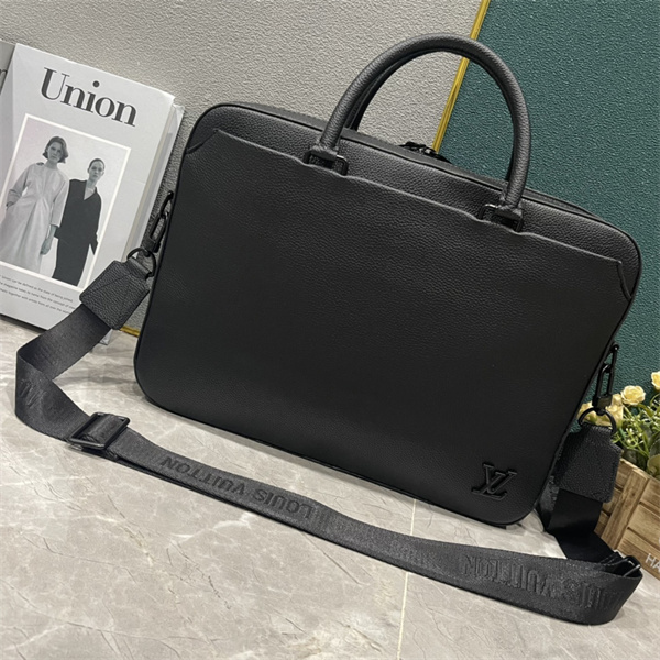 M23778 LOUIS VUITTON コピー ビジネスバッグ Pilot Aerogram シリーズ ルイヴィトン 使い勝手