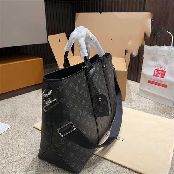 エレガントなブラックが素敵 LOUIS VUITTON コピー ビジネスバッグ ウィークエンド トートNM ルイヴィトン メンズ