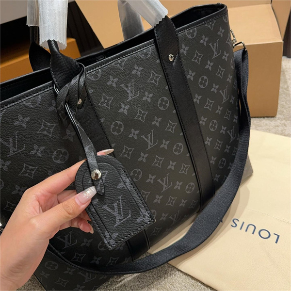 エレガントなブラックが素敵 LOUIS VUITTON コピー ビジネスバッグ ウィークエンド トートNM ルイヴィトン メンズ
