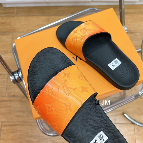 LOUIS VUITTON スーパーコピー サンダル オレンジ シルバー ロゴ エンボス 防水通気性 耐久性 ルイヴィトン