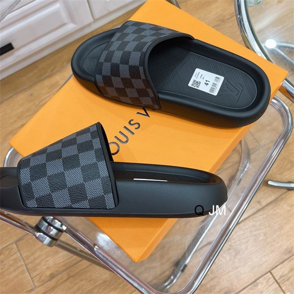 ルイヴィトン コピー サンダル ダミエロゴ 2色 厚底 デザイン おしゃれ 柔軟 滑り止め LOUIS VUITTON 