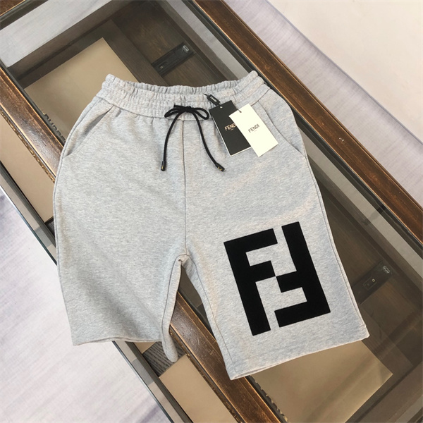 フェンディ スーパーコピー ハーフパンツ FFロゴ カジュアル ロゴ プリント FENDI 雰囲気 