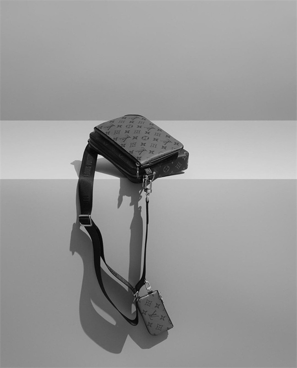 ルイヴィトン コピー メッセンジャーバッグ エクリプス トリオ・メッセンジャー ショルダーバッグ LOUIS VUITTON 