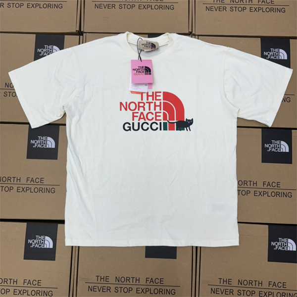 GUCCI x THE NORTH FACE コピー Tシャツ ロゴ コラボレーション プリント 柄 ユニセックス ザノースフェイス