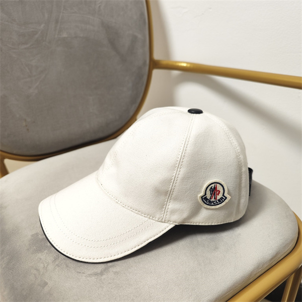 モンクレール スーパーコピー 帽子 シンプル 定番 ロゴ ワッペン オシャレ 2色 安い キャップ MONCLER
