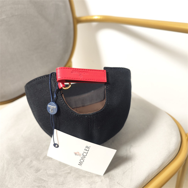 モンクレール スーパーコピー 帽子 シンプル 定番 ロゴ ワッペン オシャレ 2色 安い キャップ MONCLER