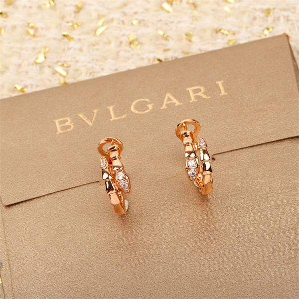 ブルガリ コピー ピアス SERPENTI VIPER シリーズ BVLGARI 蛇 姿 汎用性 