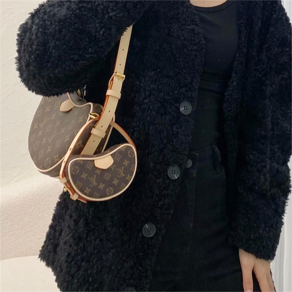 LOUIS VUITTON コピー ショルダーバッグ Loo 実用性 可愛 ルイヴィトン