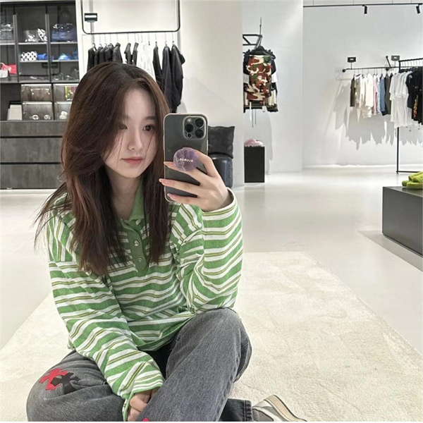 人気おすすめ CHROME HEARTS コピー 長袖Tシャツ 激安 ボーダー柄 花 グリーン クロス ロゴ クロムハーツ