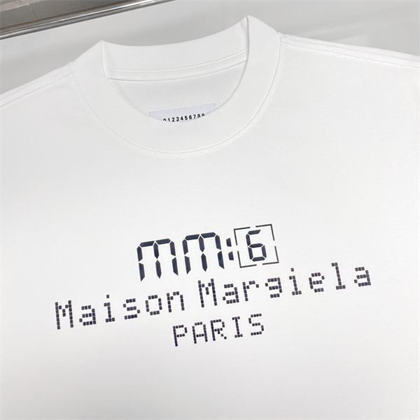 メゾン マルジェラ コピー 長袖Ｔシャツ 時計テーマ 立体 ロゴ ユニセックス Maison Margiela