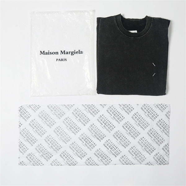 Maison Margiela スーパーコピー Ｔシャツ 刺繍 ロゴ レトロ カジュアル クルーネック メゾン マルジェラ