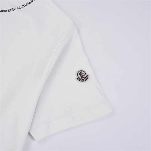 モンクレール スーパーコピー Ｔシャツ クルーネック ワッペン ロゴ プリント 柄 シンプル MONCLER