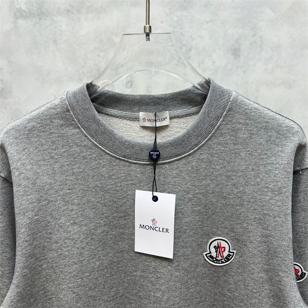 MONCLER コピー トレーナー クルーネック 100％綿生地 ゆったり オーバーサイズ ワッペン モンクレール