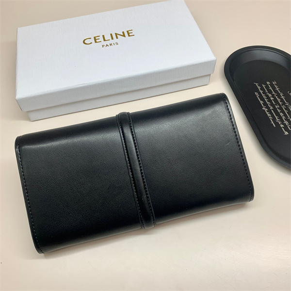 CELINE コピー 長財布 レザー カーフスキン LARGE シリーズ 16 in Shiny 10M033CQ7 セリーヌ