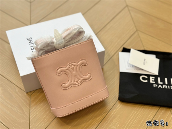 セリーヌ スーパー コピー バケットバッグ モノグラム 柄 調節可能ストラップ CELINE 